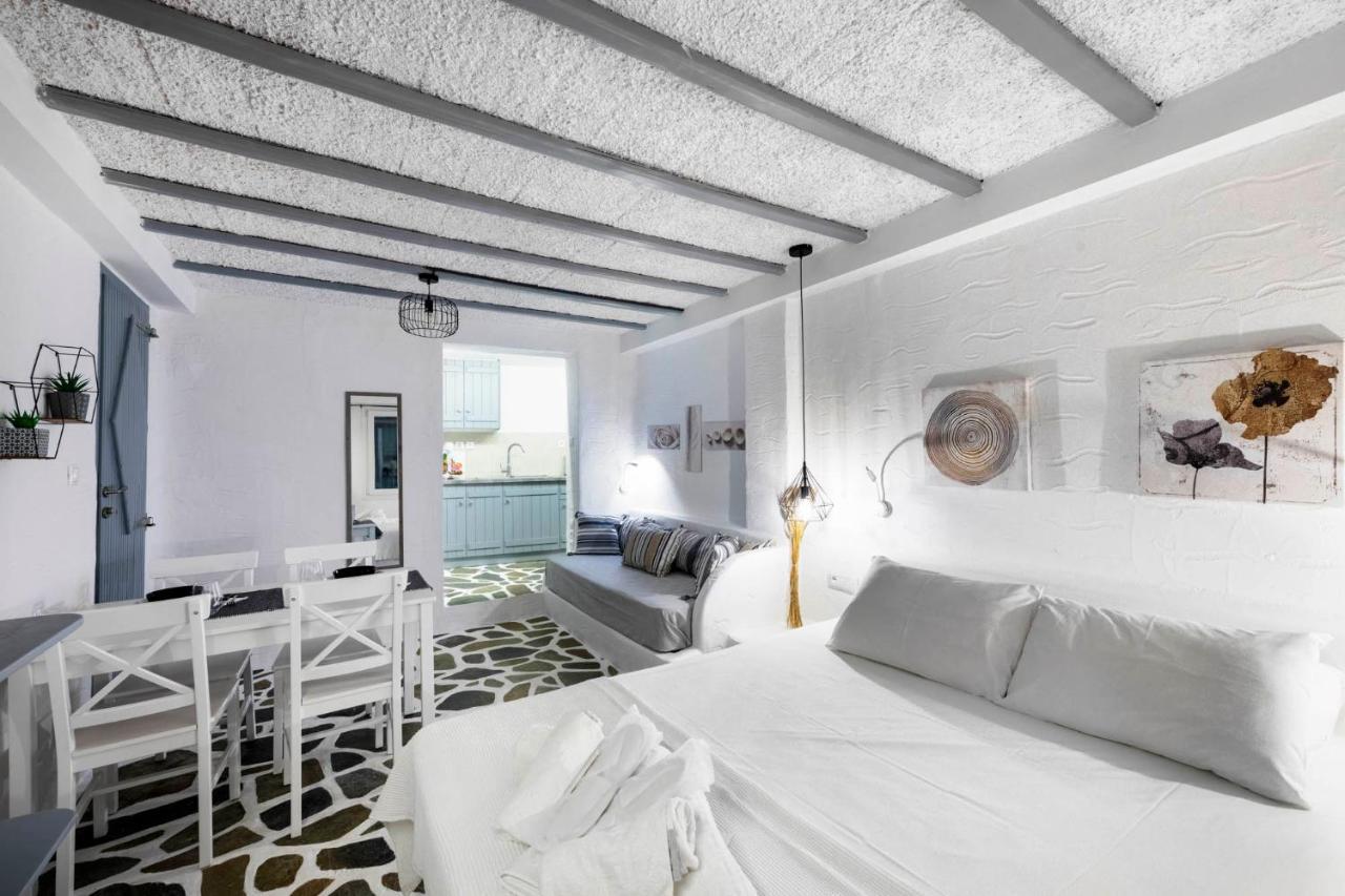 Endless Blue From Syros - Megas Gialos Resort - Suite 1 Exteriör bild
