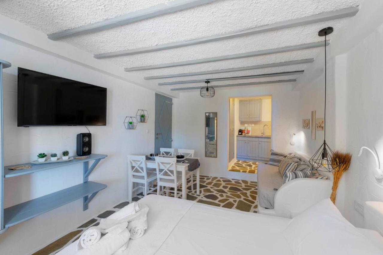 Endless Blue From Syros - Megas Gialos Resort - Suite 1 Exteriör bild